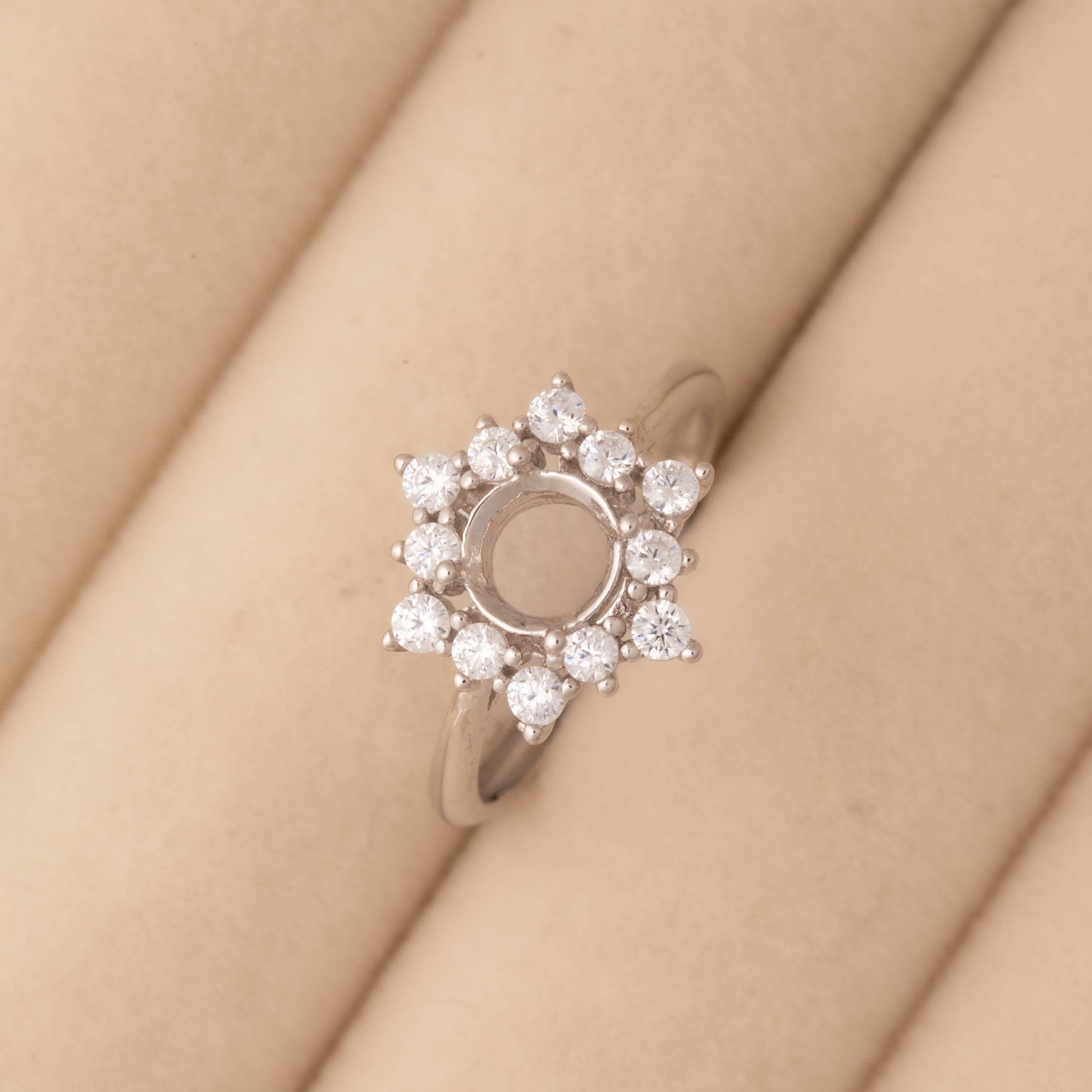 Lyra Ring