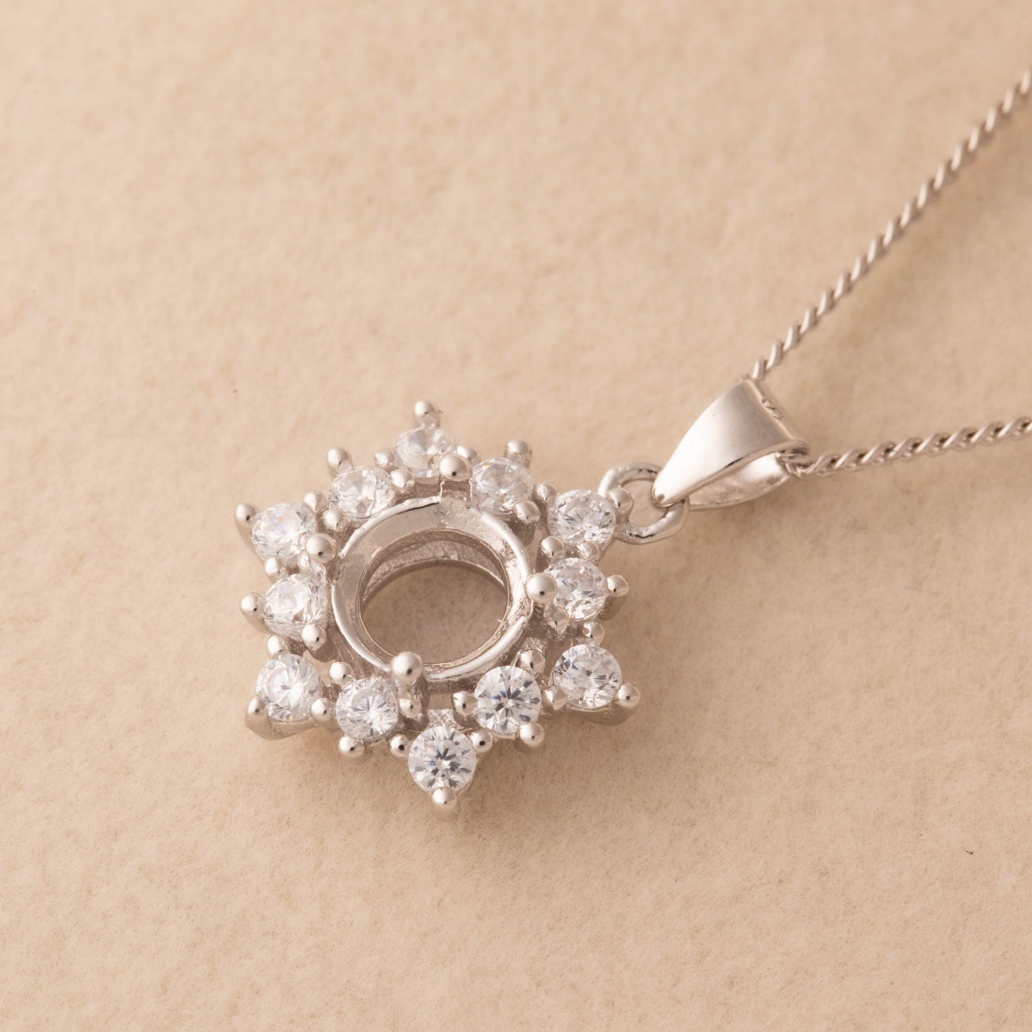 Lyra Necklace